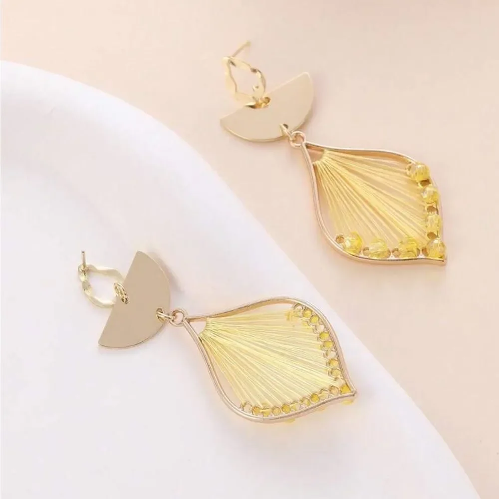 Chic Yellow Teardrop Earrings R47